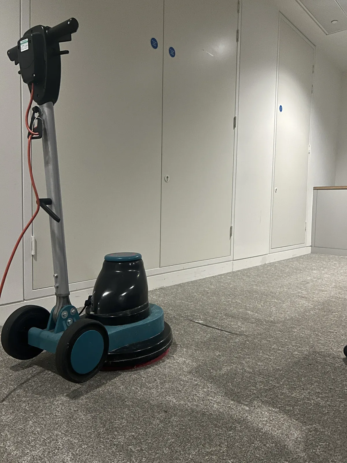 Rotary carpet machine in situ, Moorgate, London