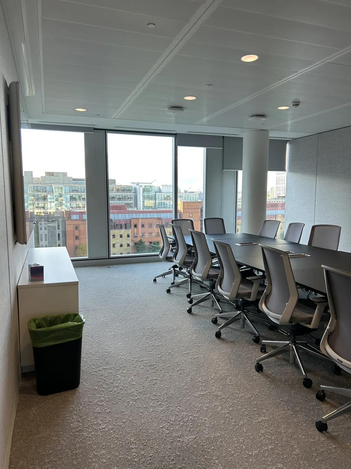 Boardroom carpet after clean, moorgate carpet