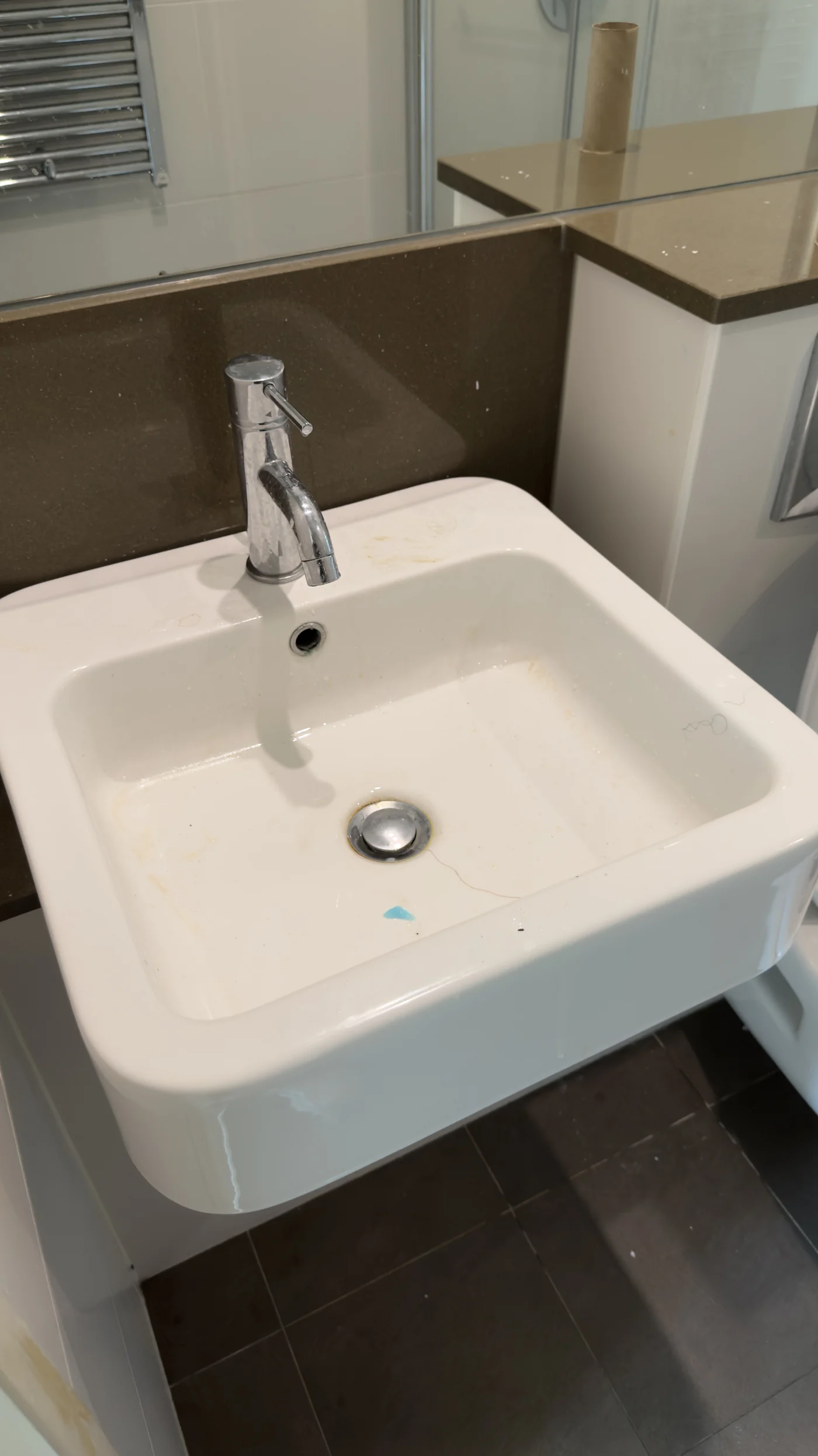Basin after descaling