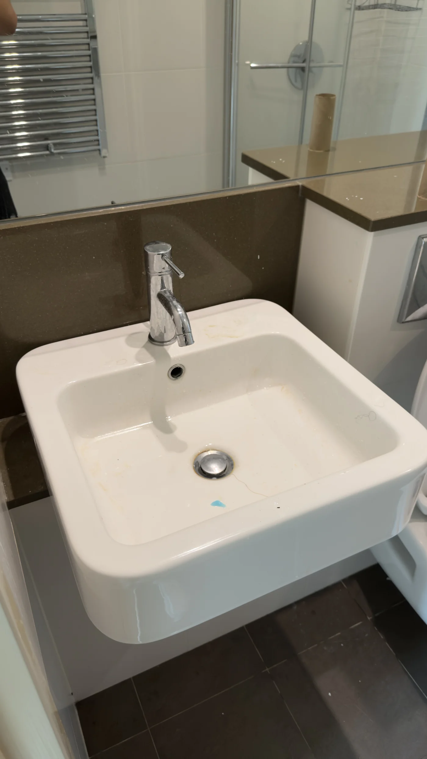 Basin staining, saltdean
