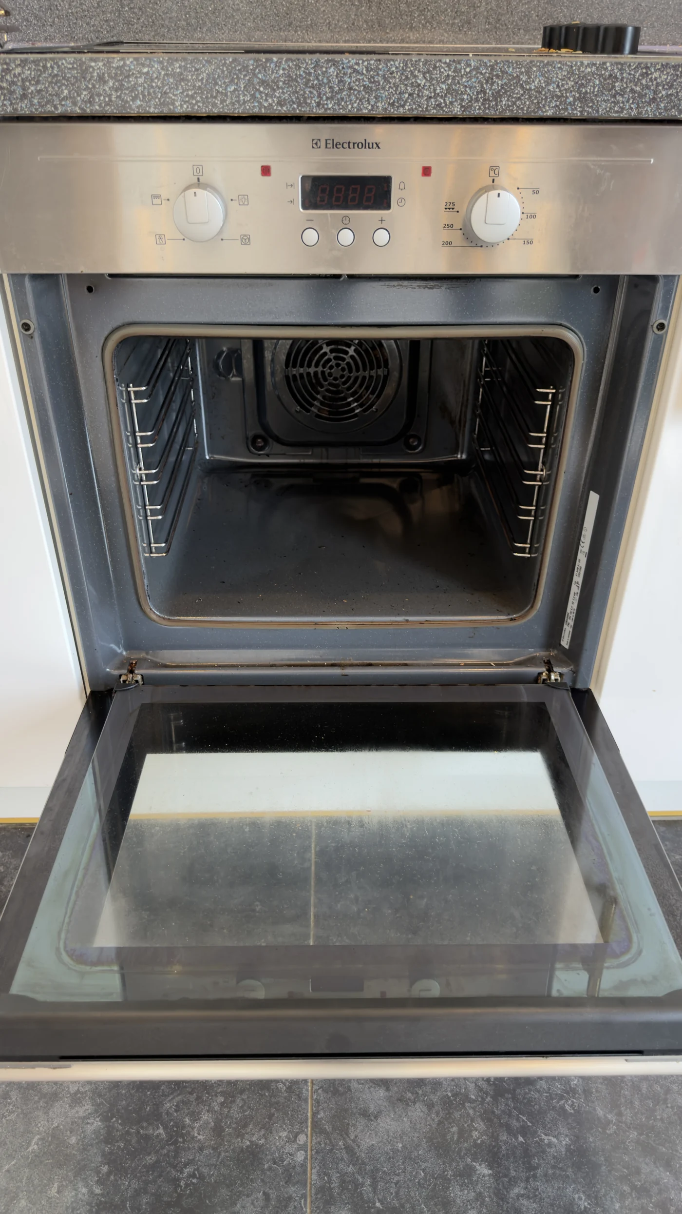Oven interior grease, saltdean