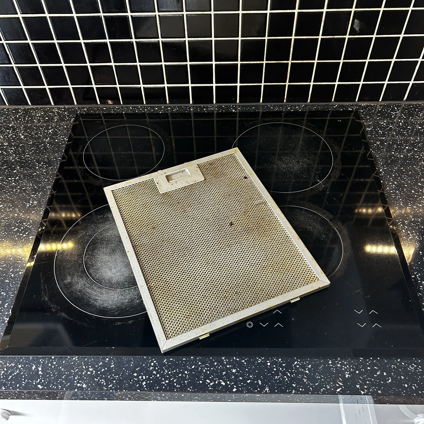 Extractor filter removed grease, thornton heath
