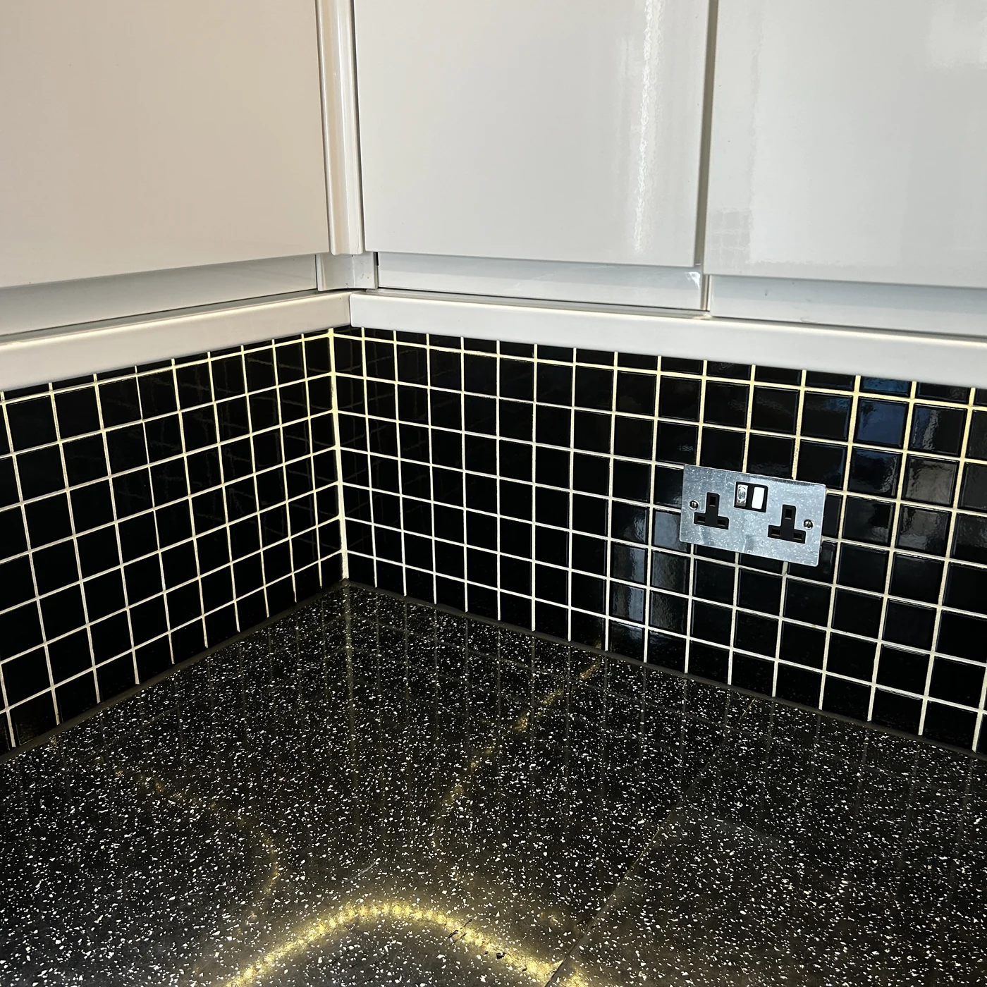 Worktop and splashback after a deep clean, Thornton Heath, Croydon